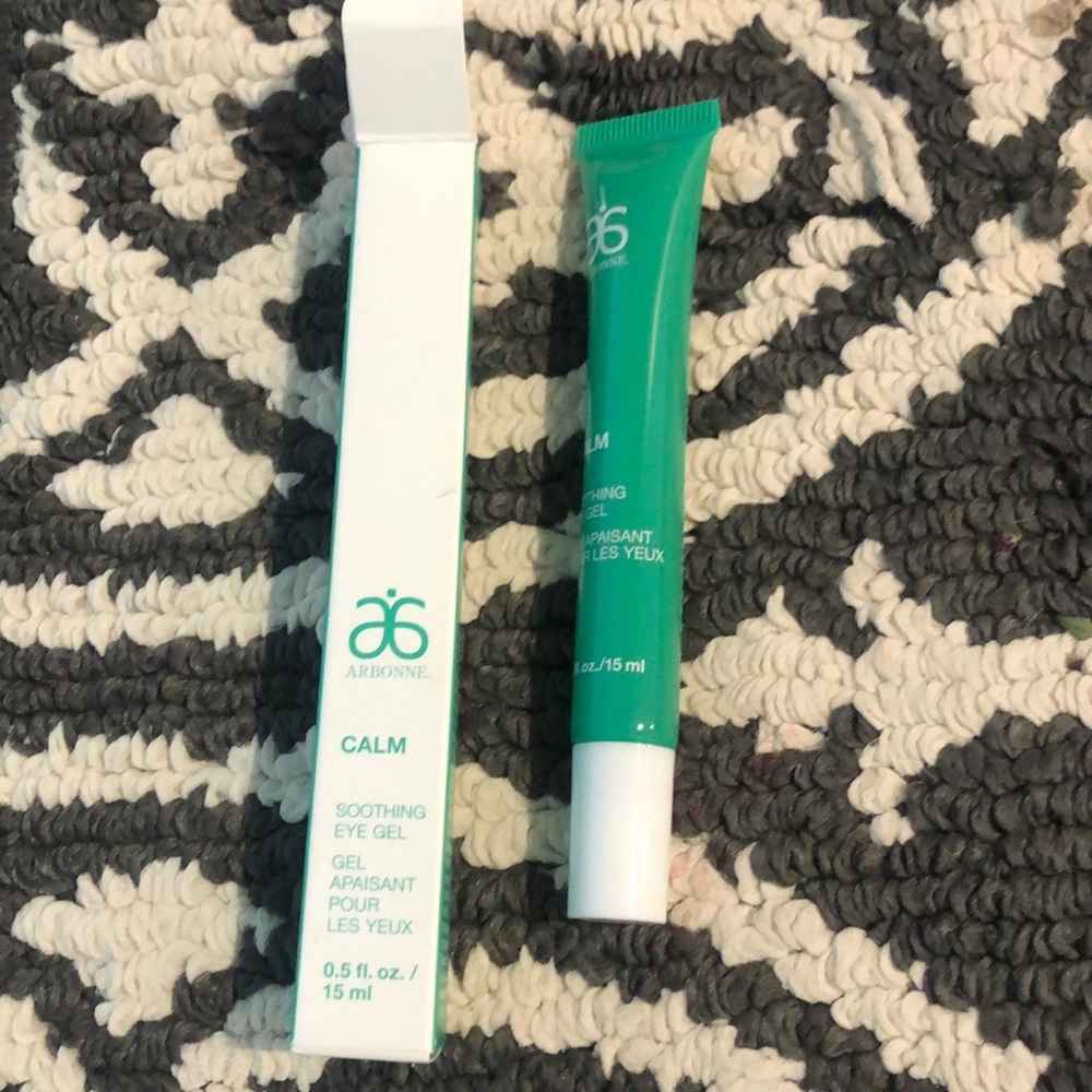 Arbonne calm soothing eye gel